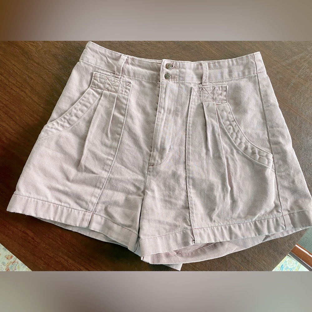 Universal Thread High Rise pleated front denim Shorts